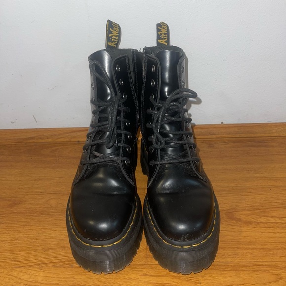 Dr. Martens Shoes - Dr. marten Jadon